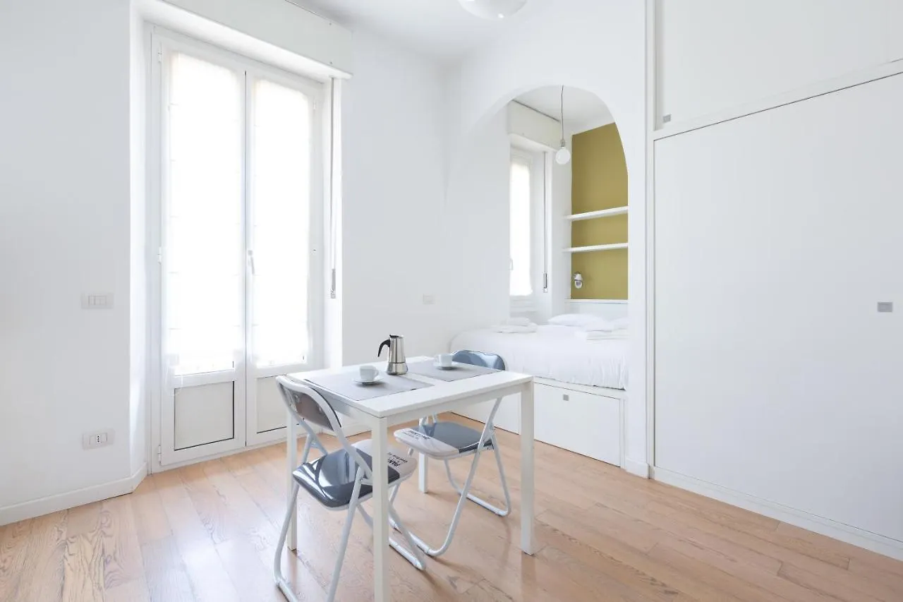 Porta Nuova Bright Studio With Balcony Milano